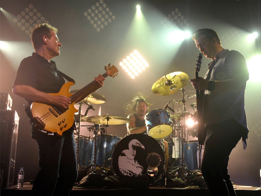 Josh Homme once showed his Peavey/Yamaha bass rig to John Paul Jones – this was his reaction