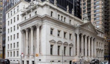 Courts dismiss mandatory judicial retirement lawsuit — Queens Daily Eagle