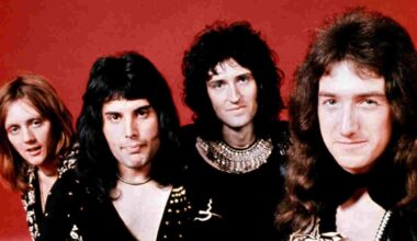 Queen posing for a photograph in the 1970s