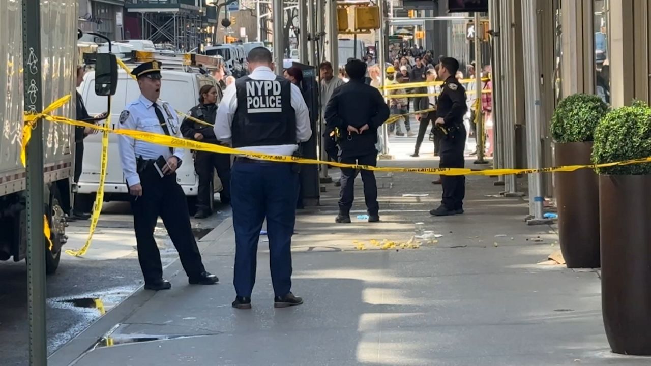 According to the police, the victim is in stable condition. (Spectrum News NY1)