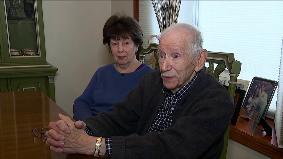 95-year-old man lost his wedding ring. The internet wants to help – NBC New York