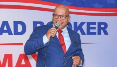 Bayonne mayoral hopeful Booker calls for 2-bridge plan for Newark Bay Bridge