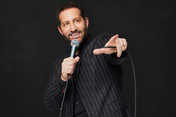 Jewish Comedian Modi Withdraws From NYC Passover Event Over Mayor’s Participation