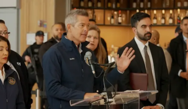 News 12 | Brooklyn | US transportation secretary says LaGuardia is ‘well-staffed’ but still faces ‘shortages’ of air traffic controllers