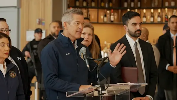 News 12 | Brooklyn | US transportation secretary says LaGuardia is ‘well-staffed’ but still faces ‘shortages’ of air traffic controllers