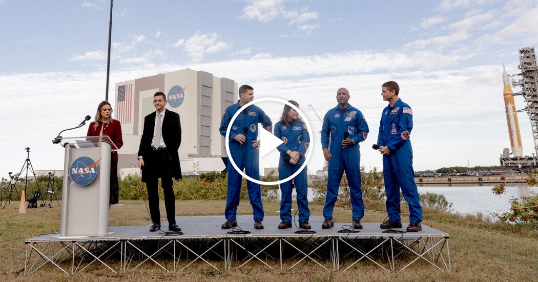 Astronauts Prepare for Artemis II Moon Mission