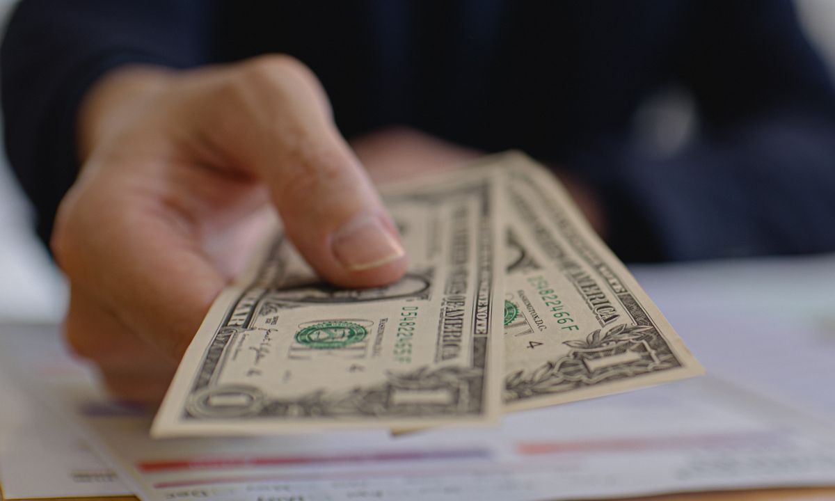 New York cash payment