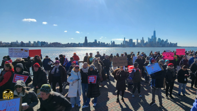 100s gather for No Kings Day march from Jersey City to Hoboken to protest Trump
