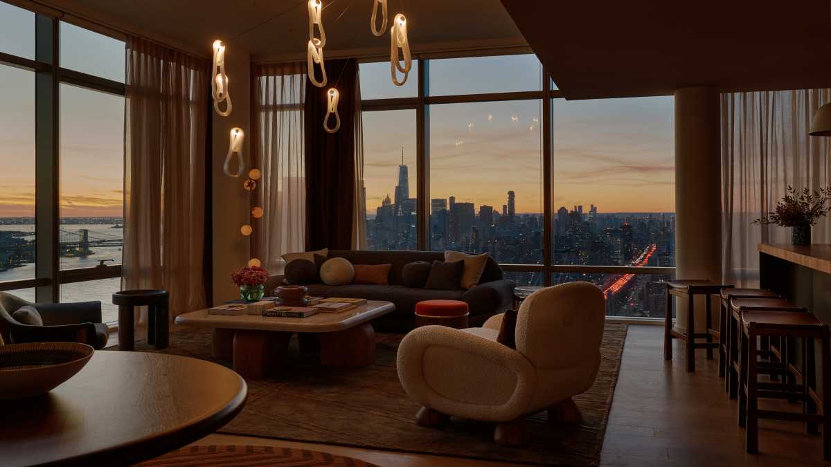 One Domino Square penthouse sells for $7M, setting Brooklyn price-per-square-foot record • Brooklyn Paper