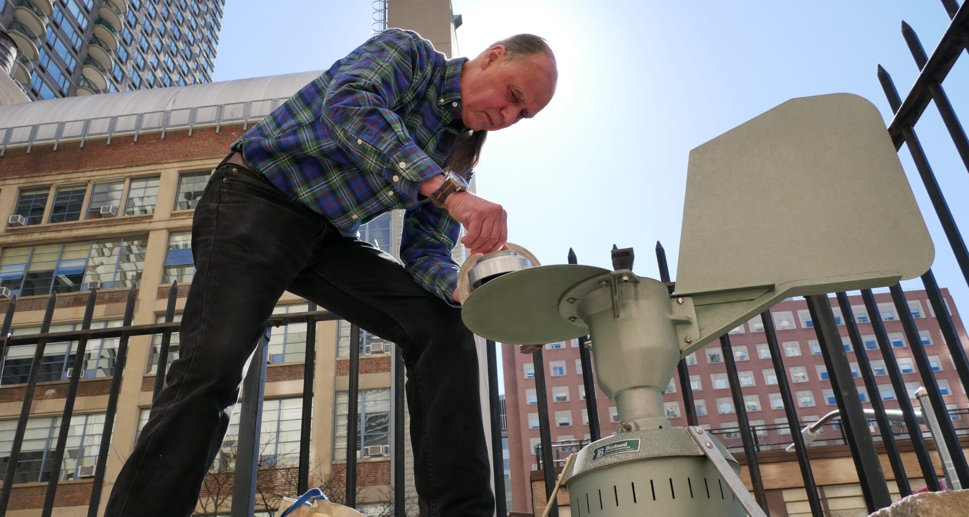 The Pollen is Back — and So is NYC’s Most Dedicated Counter