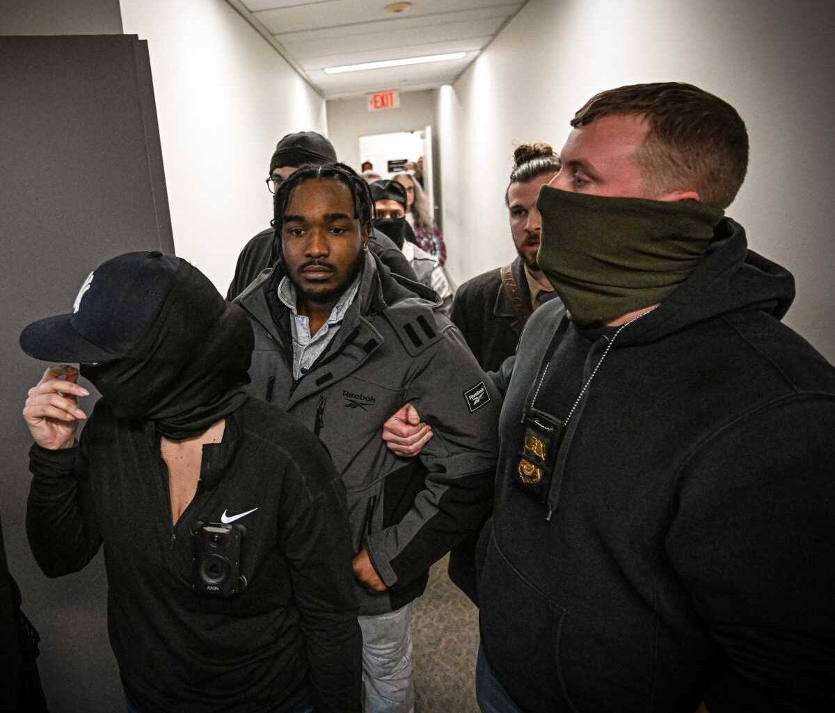 ICE agents seize man inside Manhattan immigration court, wife left weeping in aftermath