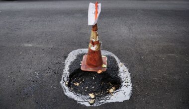 (AP Photo/Mark Lennihan)