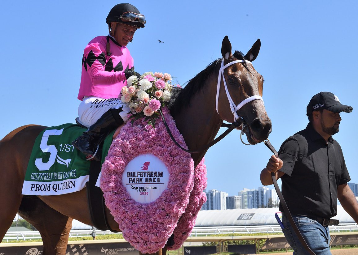 Prom Queen Powers Home in Gulfstream Park Oaks