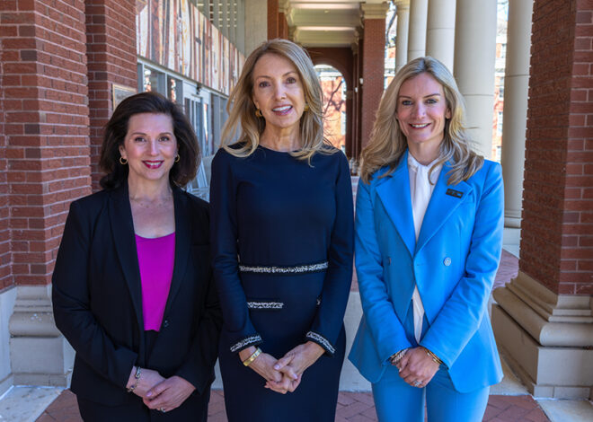 Tammy DeBoer Honored at Queens University Charlotte BusinessWoman of the Year Luncheon