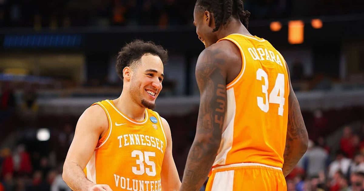 Men’s March Madness 2026 Sweet 16 live updates: Duke, Michigan, UConn, Tennessee secure spots in Elite Eight