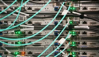 Simon Fraser University joins forces with Queen’s University to build a secure, made-in-Canada supercomputing capability - SFU News