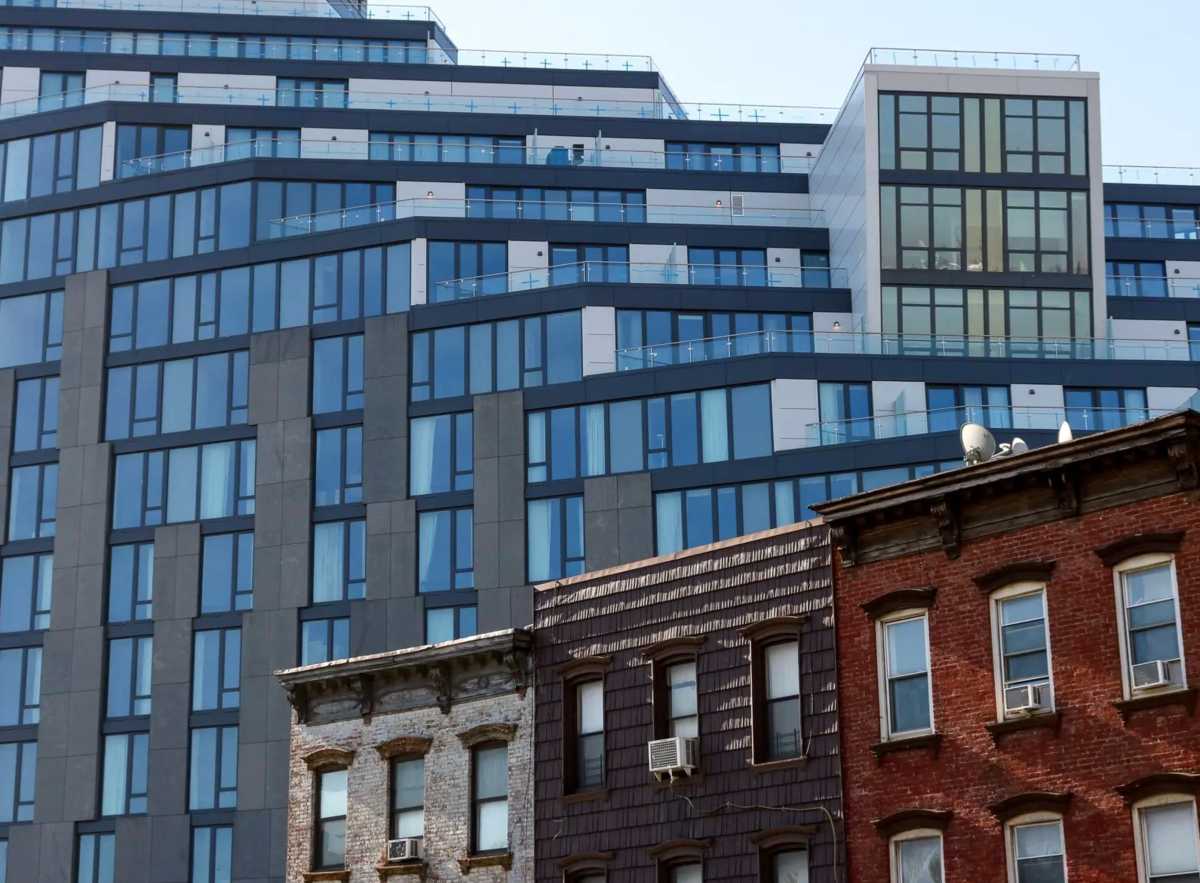 Court ruling on law prohibiting income discrimination against prospective tenants could shut many low-income New Yorkers out of housing, advocates say