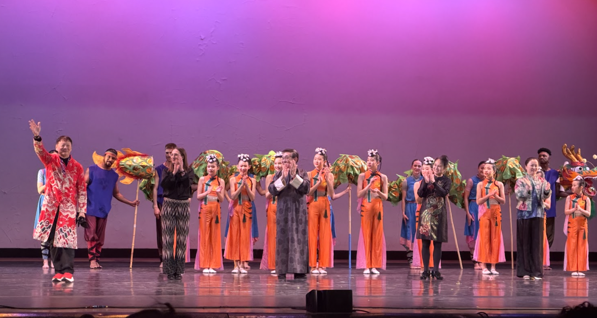 Nai-Ni Chen Returns to Queens College – The Knight News