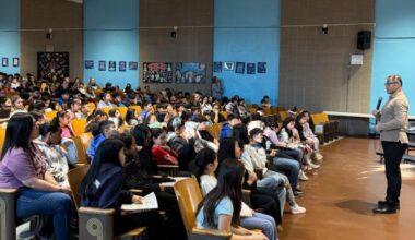 Sen. Liu visits schools in northeast Queens as part of NYC Civics Week – QNS