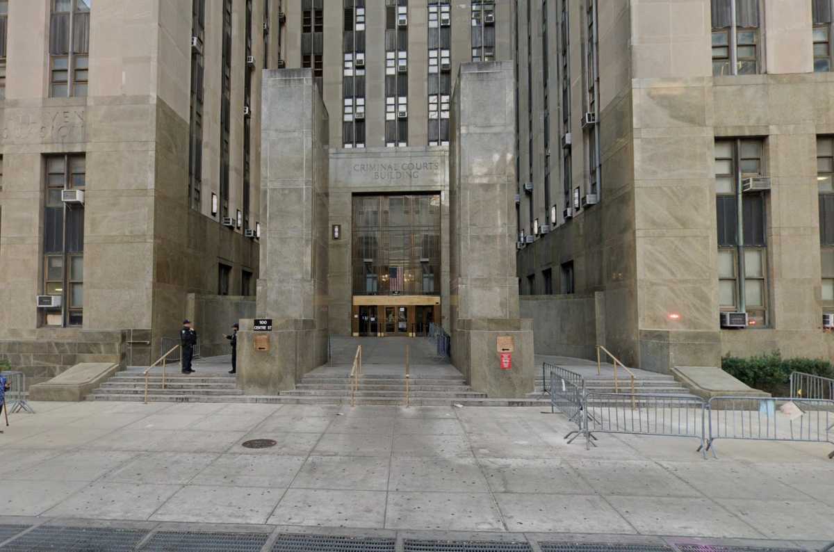 Manhattan shoplifting suspect dies after medical emergency in police custody while being booked: sources