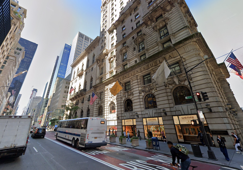 “We’re proud to make a long-term commitment to Fifth Avenue, the heart of US retail,” Matt Jacobson, vice president and creative director of wearables at Meta, said in the statement