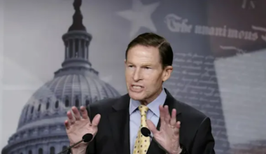 News 12 | Brooklyn | Sen. Blumenthal criticizes Trump administration funding request for war in Iran