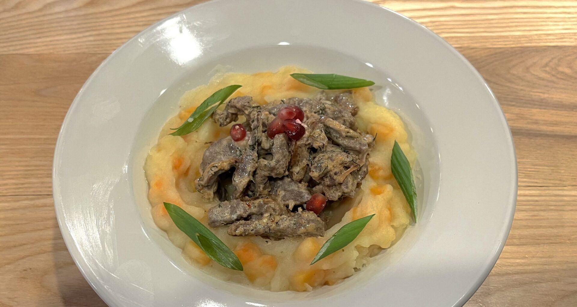 Here’s the UWS Dish: Sipsteria’s Beef Stroganoff