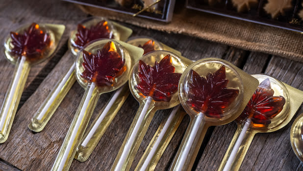 Maple leaf shaped lollipops
