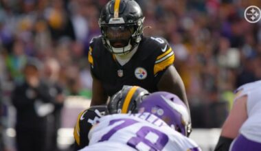 Report: Cowboys 'Looking At' LB Patrick Queen In Possible Trade