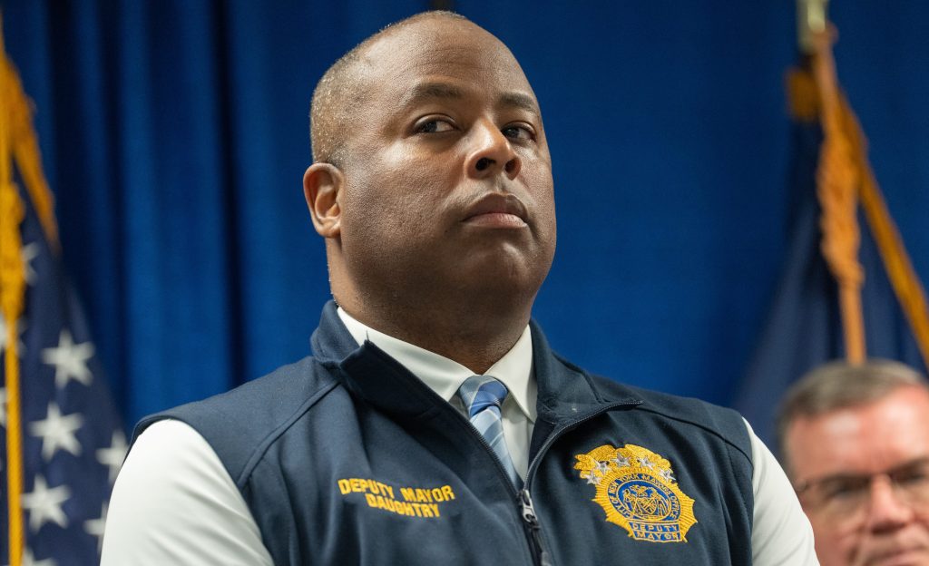 Kaz Daughtry, former NYC deputy mayor, gave NYPD parking placards to unauthorized people: sources