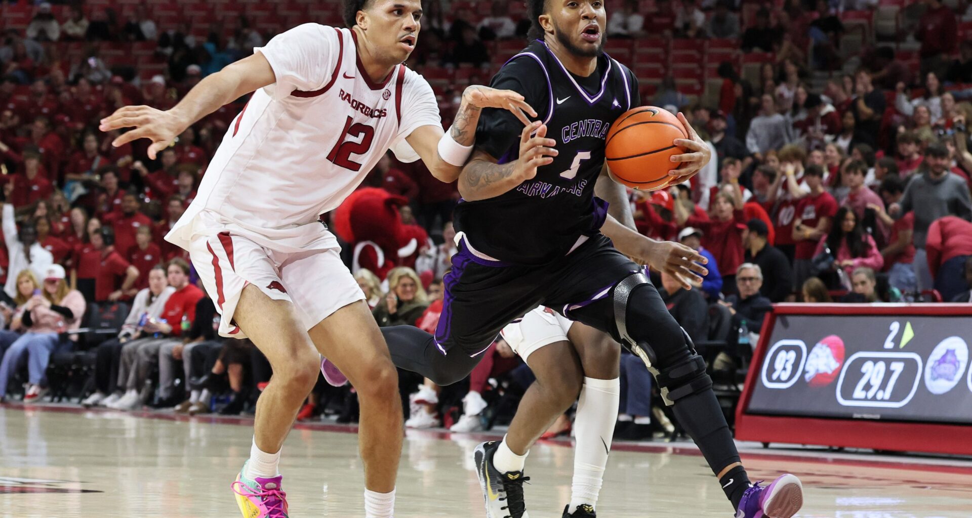 Queen's University vs Central Arkansas Picks, Predictions & How to Watch ASUN Title Game