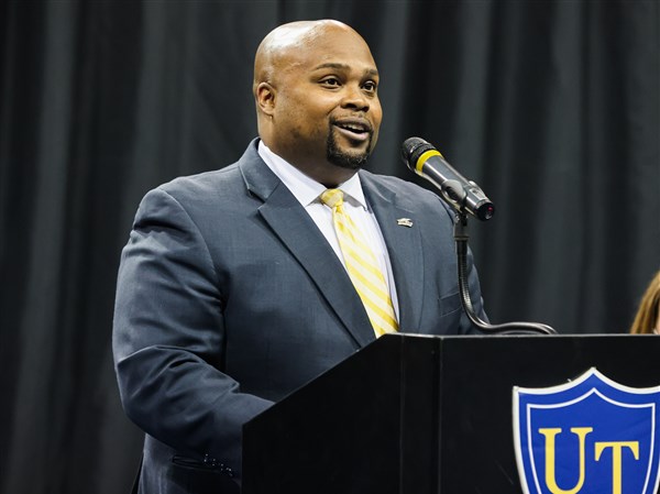 Briggs: In exit interview with The Blade, Bryan Blair talks 'bittersweet' opportunity at Syracuse