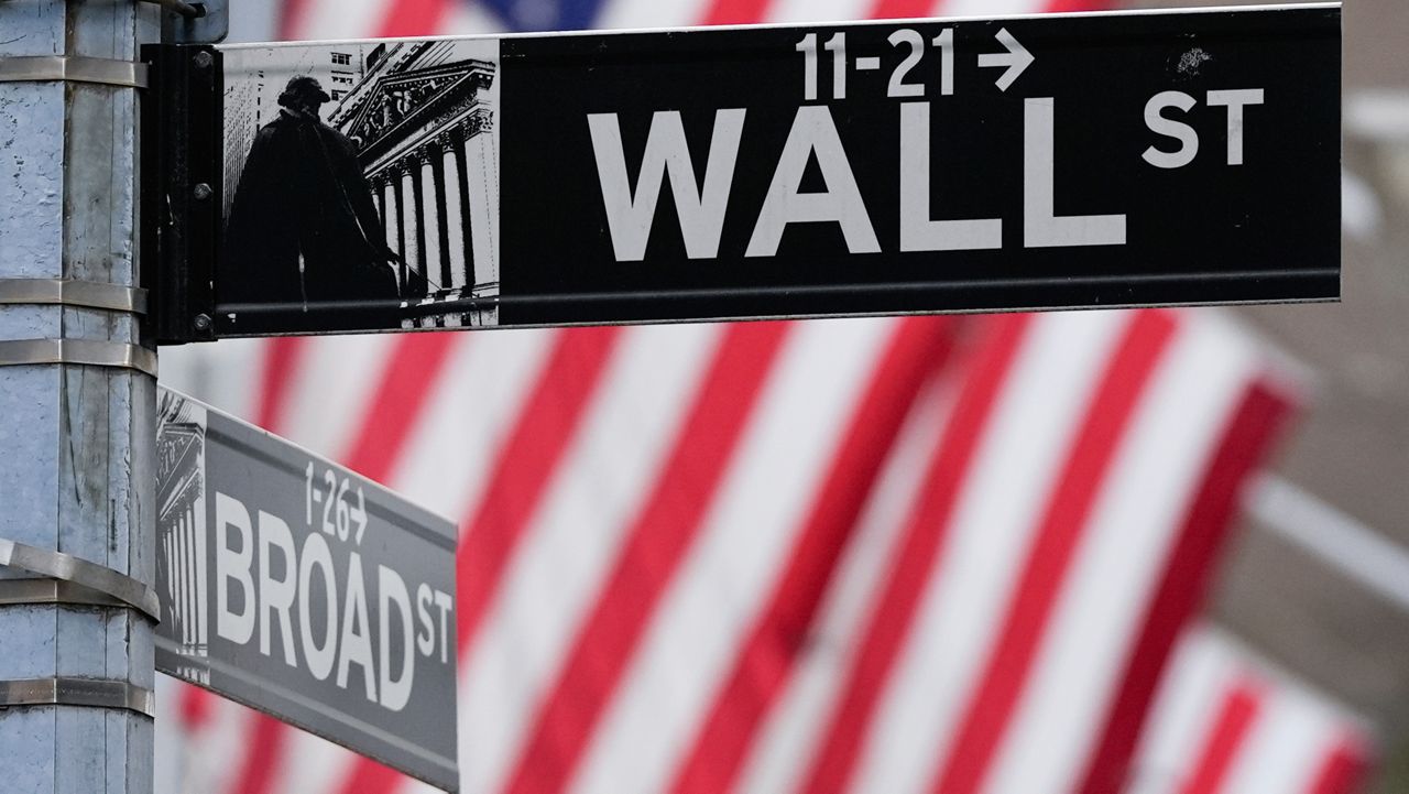 Are NY's rich in for a tax hike? New report may offer clues