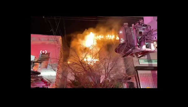 News 12 | Brooklyn | 6 injured as flames engulf Canarsie home