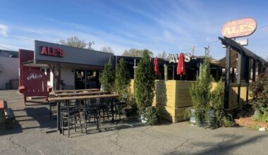 Charlotte businesses preparing for historic tournament game