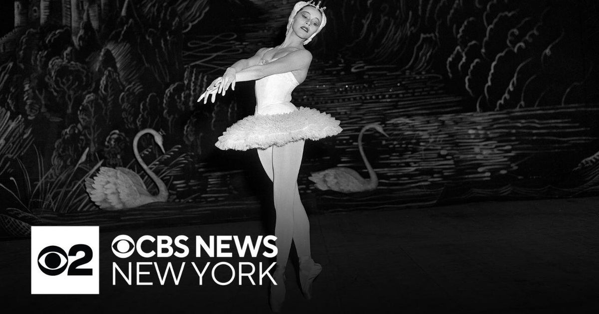 Honoring the achievements of prima ballerina Maria Tallchief