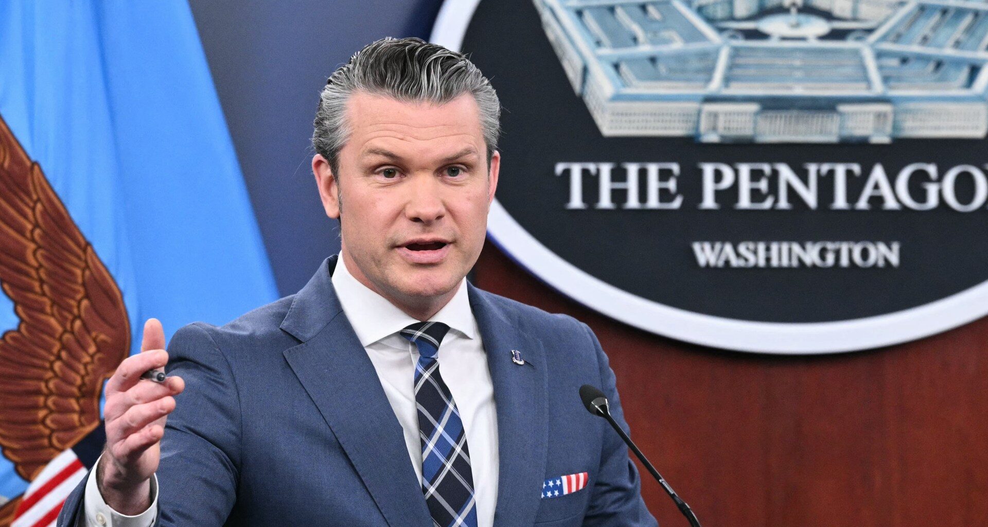 US judge sides with New York Times against Pentagon journalism policies | Donald Trump News