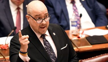 N.Y. bill would give health coverage to those due to lose it