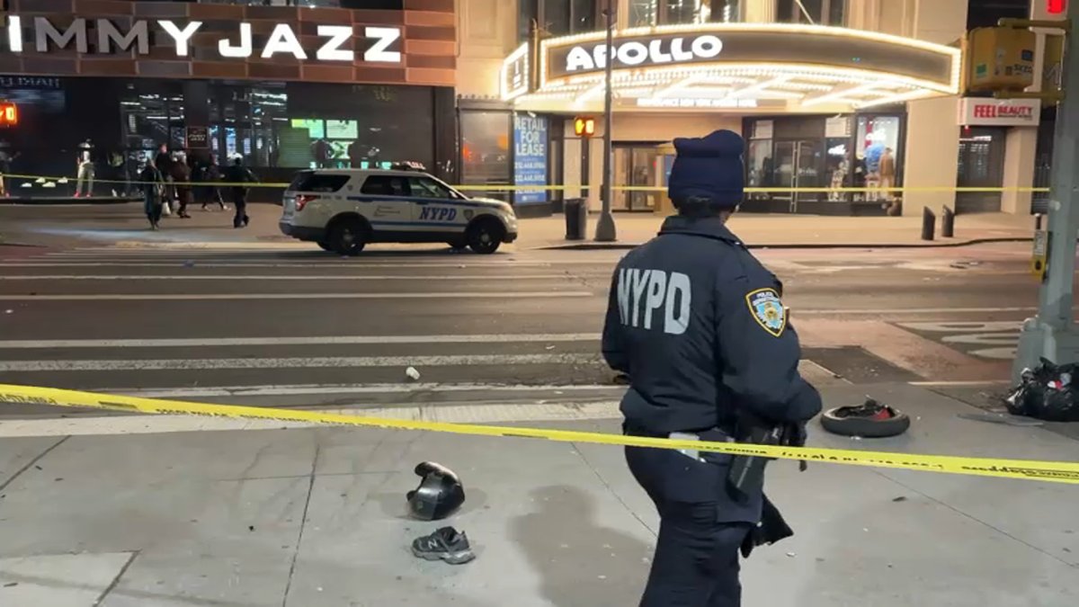 Harlem crash by Apollo Theater kills bicyclist – NBC New York