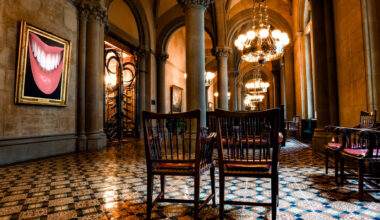 Wednesday's Headlines: One House Many Smiles Edition