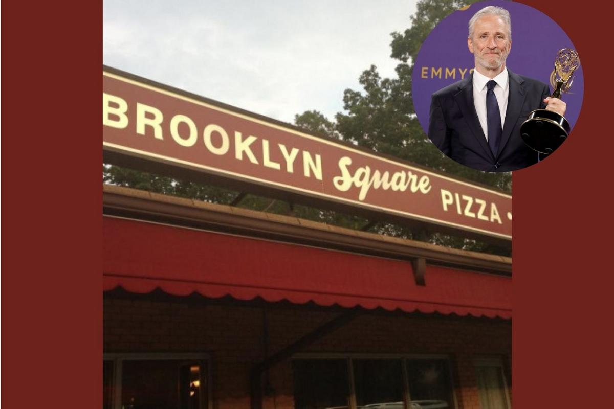 Jon Stewart surprises fans at Brooklyn Square Pizza in Shrewsbury