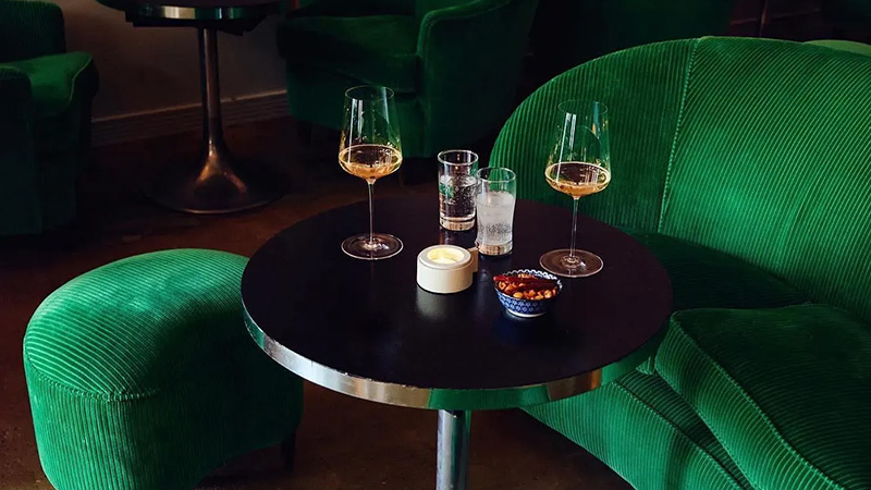 Parcelle is one of the best wine bars in New York City for 2026.