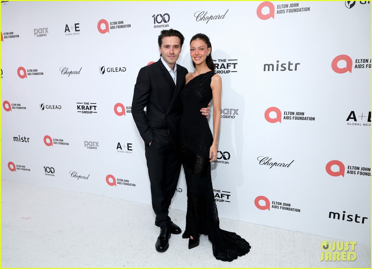 brooklyn beckham nicola peltz at elton john oscars party 025296741