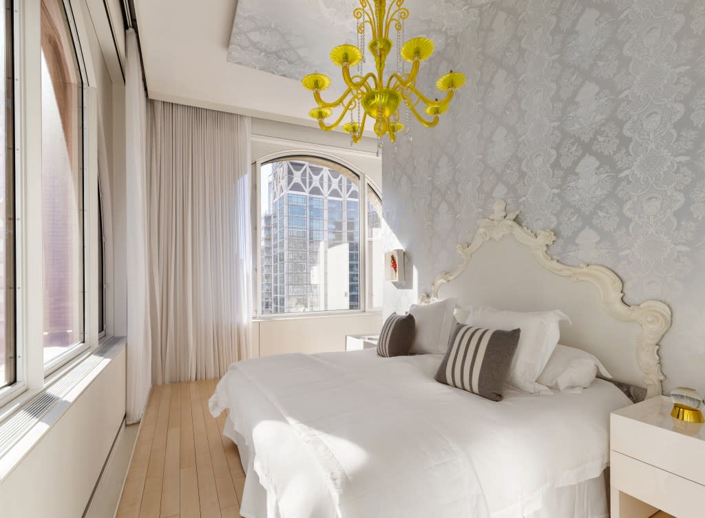 A second bedroom. Shannon Dupre of DD-Reps