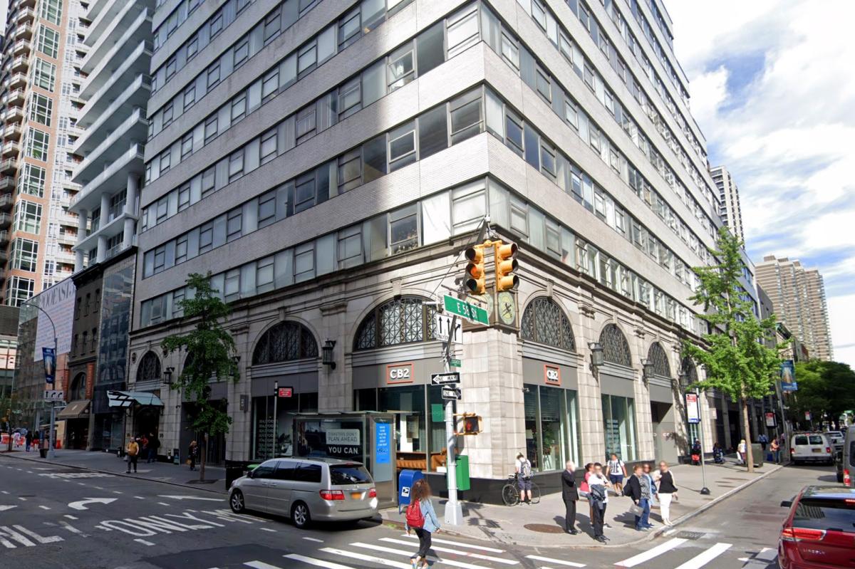 Landlord Charles Cohen lands cafe at Decoration & Design Building amid Fortress dispute