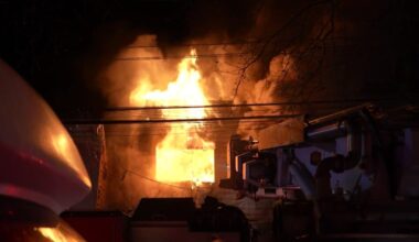 6 hurt, including 2 children and 2 firefighters, in Brooklyn house fire