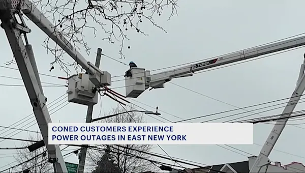 News 12 | Brooklyn | Fire leaves hundreds without power in East New York