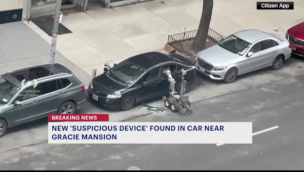 News 12 | Brooklyn | 6 arrested after explosive device thrown during protest outside Gracie Mansion