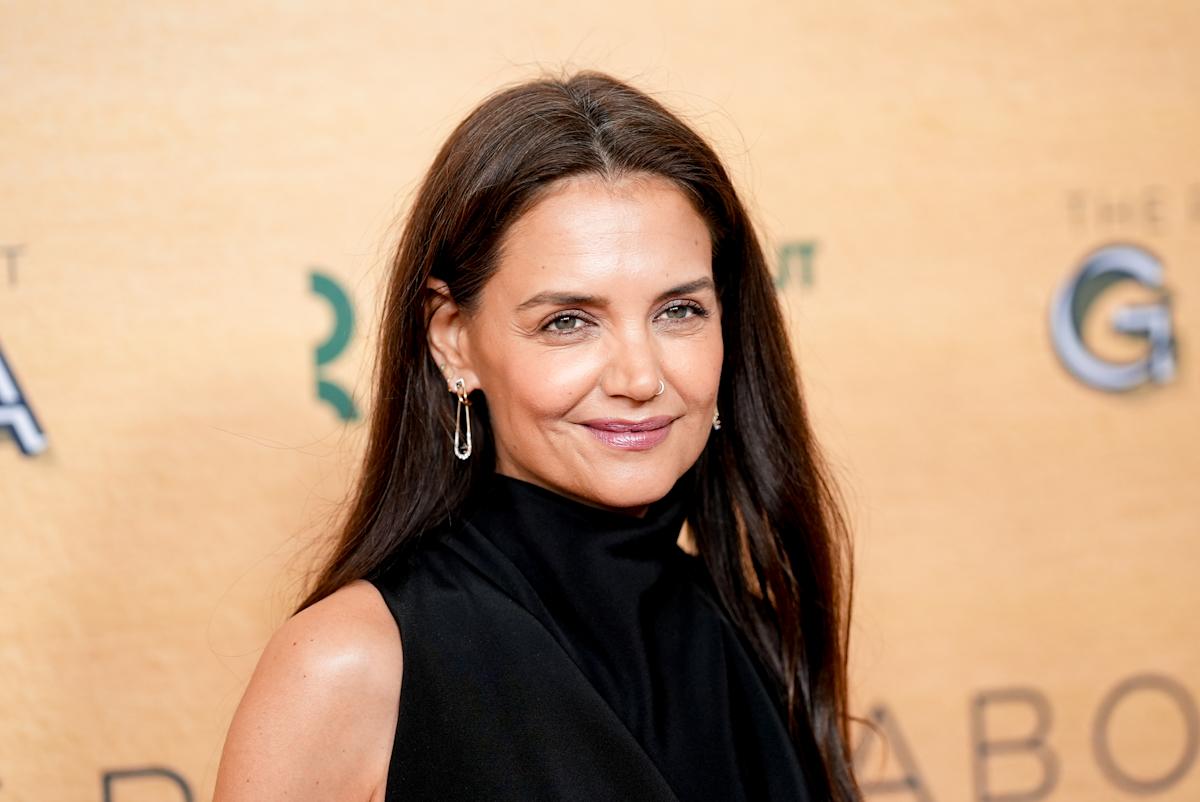 Katie Holmes’ Go-To Tote Is the Chic Staple Manhattan Women Always Carry — Get the Look