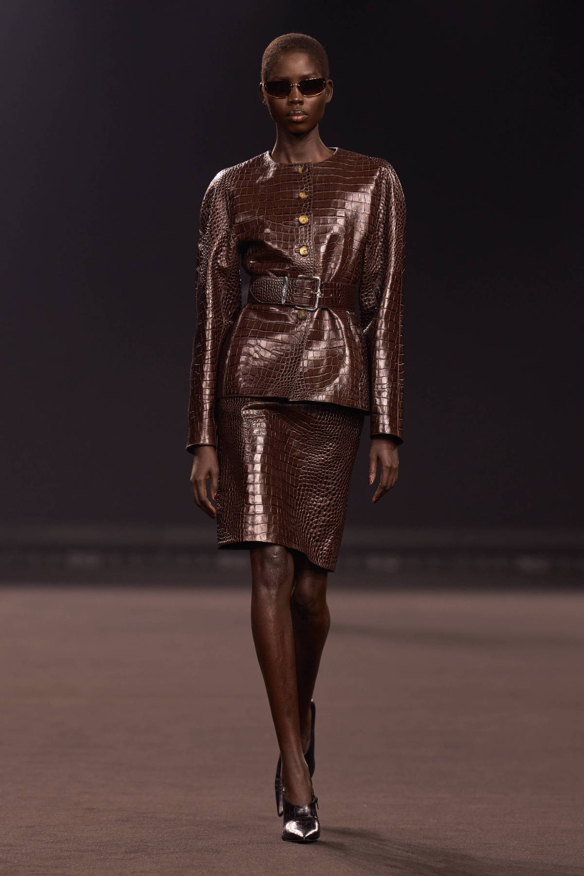 Elie Saab FW26-27 Midnight in Manhattan sculptural tailoring and cinematic gowns runway